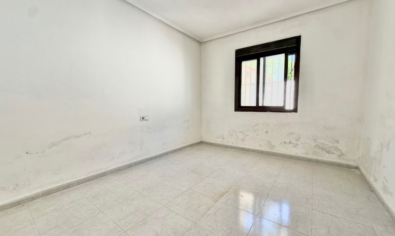 Sale - Villa -
Ciudad Quesada - Ciudad Quesada - Town