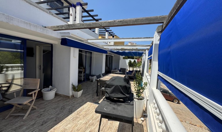 Sale - Apartment / Flat -
Las Ramblas Golf - Inland