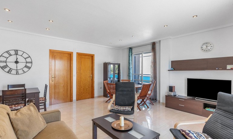 Sale - Apartment / Flat -
Torrevieja* - Estacion de autobuses