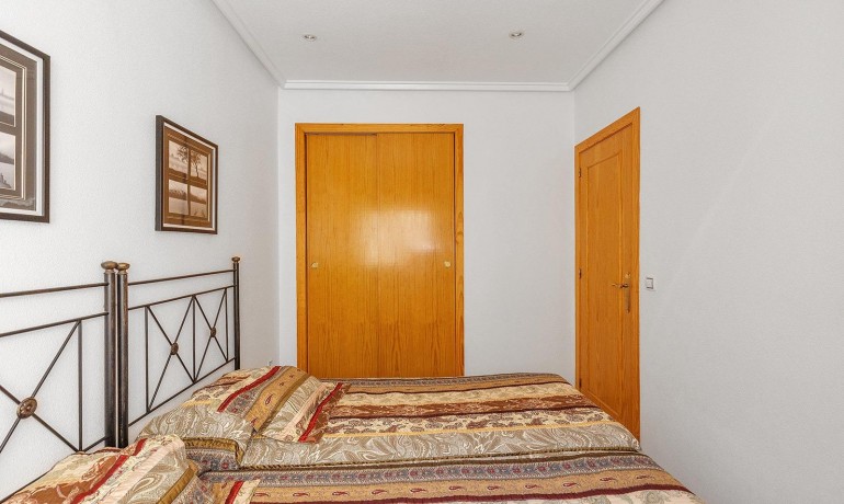 Sale - Apartment / Flat -
Torrevieja* - Estacion de autobuses