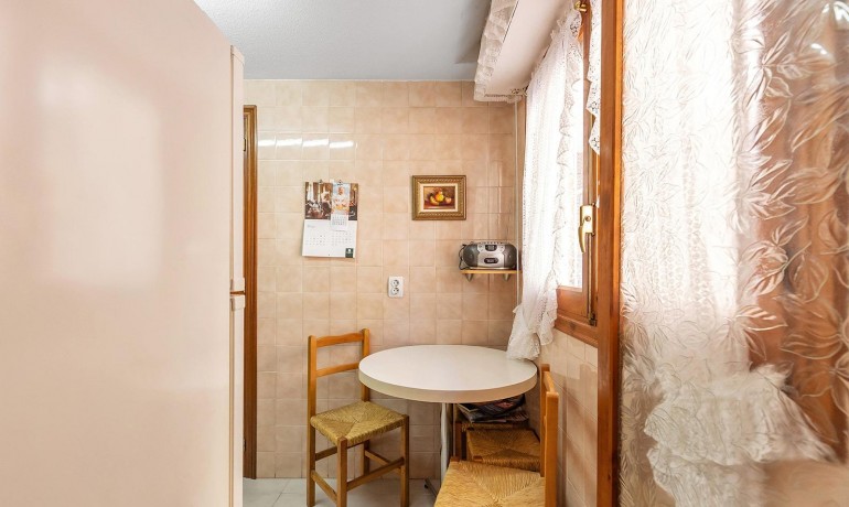 Sale - Apartment / Flat -
Torrevieja* - Estacion de autobuses