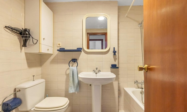 Sale - Apartment / Flat -
Torrevieja* - Estacion de autobuses