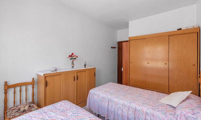 Sale - Apartment / Flat -
Torrevieja* - Estacion de autobuses