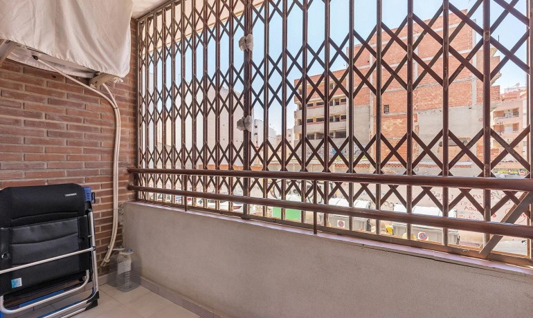 Sale - Apartment / Flat -
Torrevieja* - Estacion de autobuses