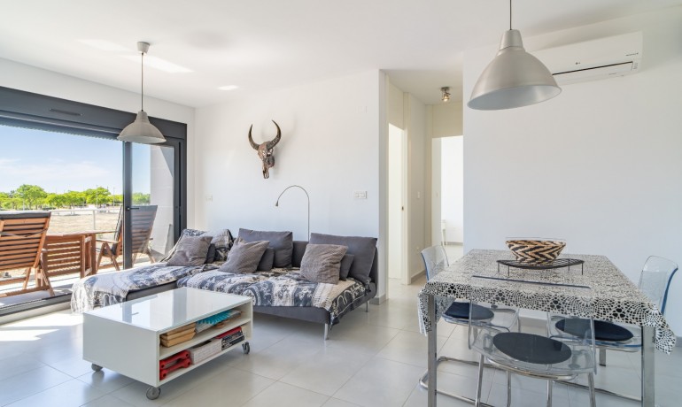 Sale - Apartment / Flat -
Pilar de la Horedada* - Mil Palmeras*