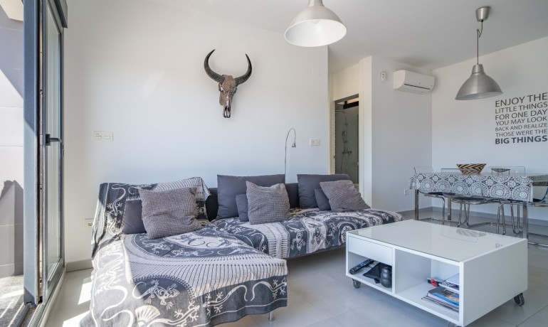Sale - Apartment / Flat -
Pilar de la Horedada* - Mil Palmeras*