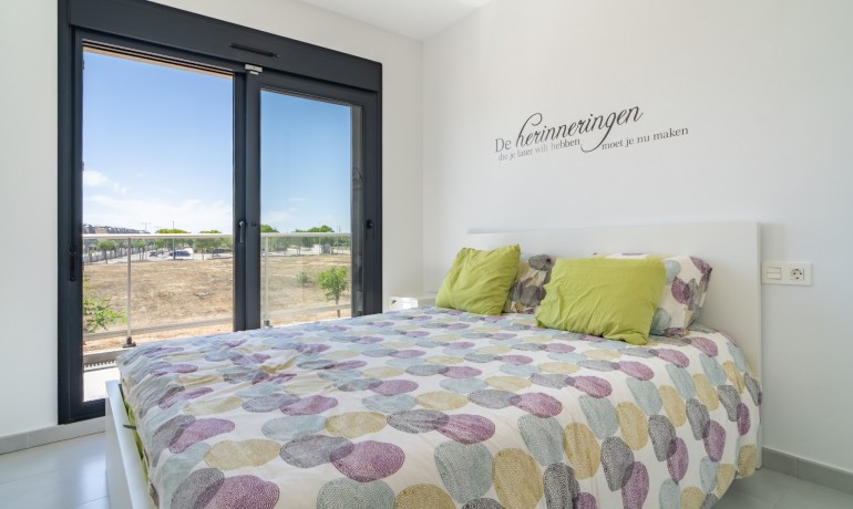 Sale - Apartment / Flat -
Pilar de la Horedada* - Mil Palmeras*