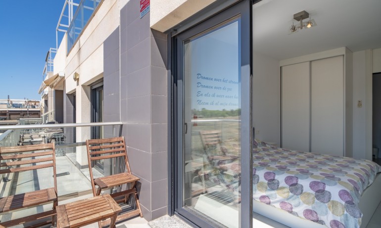 Sale - Apartment / Flat -
Pilar de la Horedada* - Mil Palmeras*