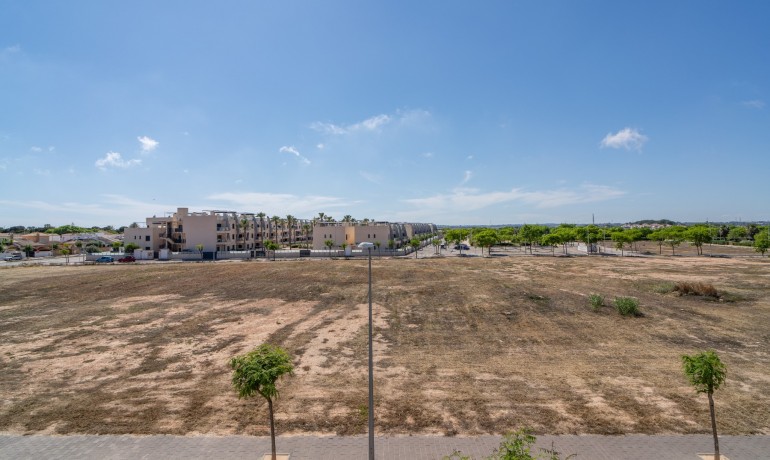Sale - Apartment / Flat -
Pilar de la Horedada* - Mil Palmeras*