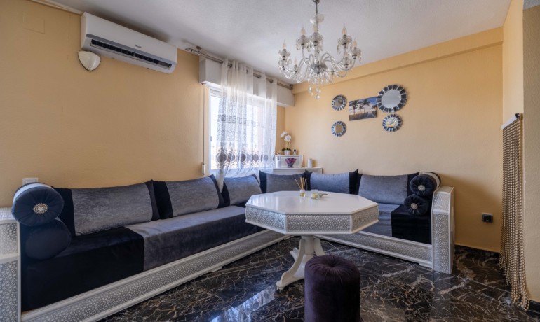 Sale - Apartment / Flat -
Torrevieja* - Mar azul