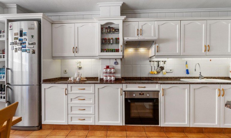 Sale - Apartment / Flat -
Torrevieja* - Centro - Muelle Pesquero