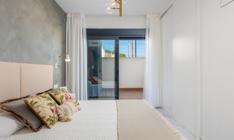Sale - House -
San Miguel de Salinas* - Bellavista