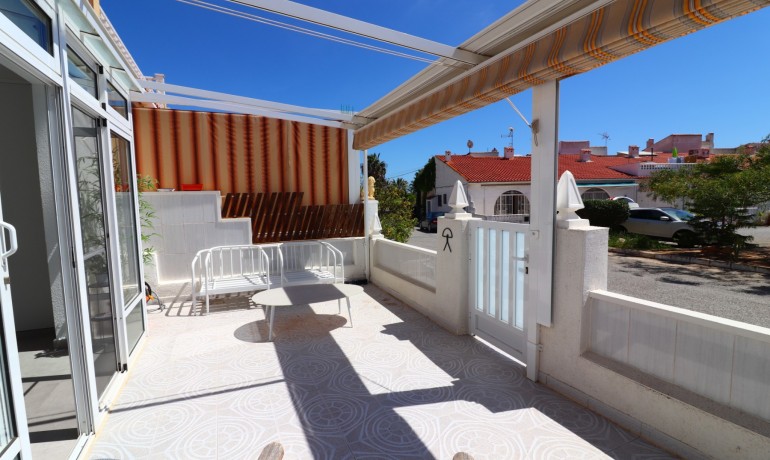 Sale - Apartment / Flat -
Torrevieja - El Chaparral