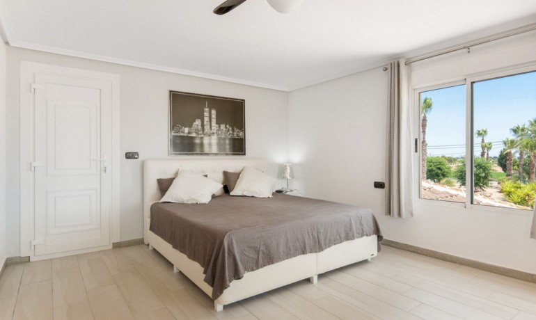 Sale - Finca / Country Property -
Catral - Catral - Country