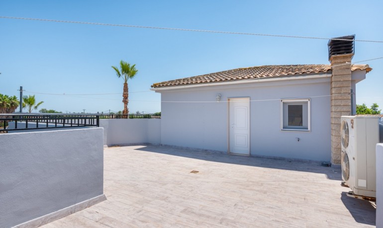 Sale - Finca / Country Property -
Catral - Catral - Country