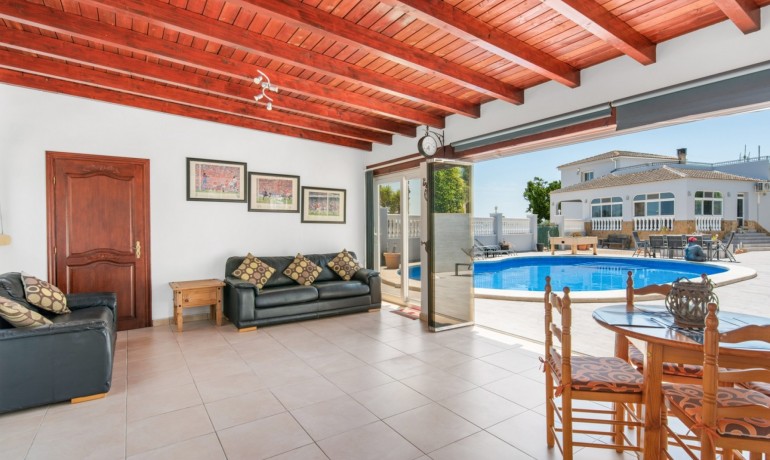 Sale - Finca / Country Property -
Catral - Catral - Country
