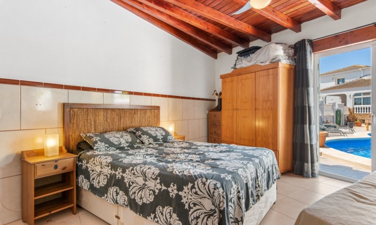 Sale - Finca / Country Property -
Catral - Catral - Country