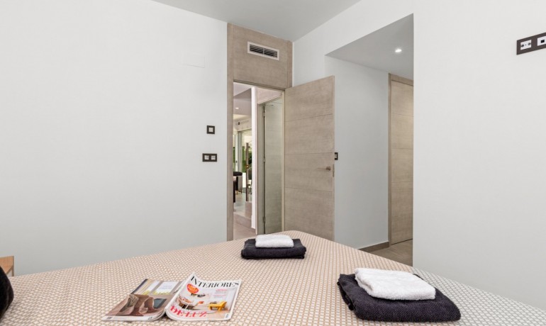 Venta - Villa -
Guardamar del Segura - El Raso