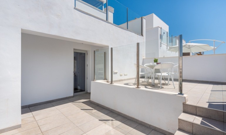 Venta - Villa -
Guardamar del Segura - El Raso