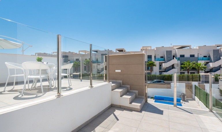 Venta - Villa -
Guardamar del Segura - El Raso