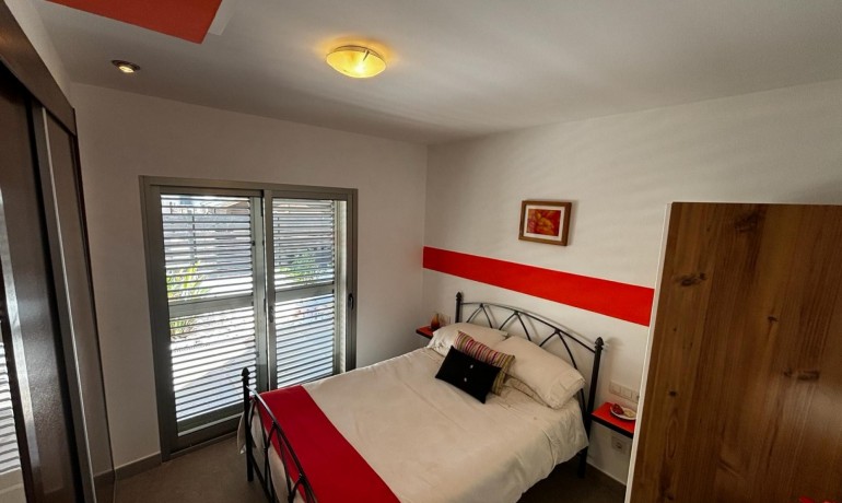 Sale - Villa -
Cox - Cox - Country