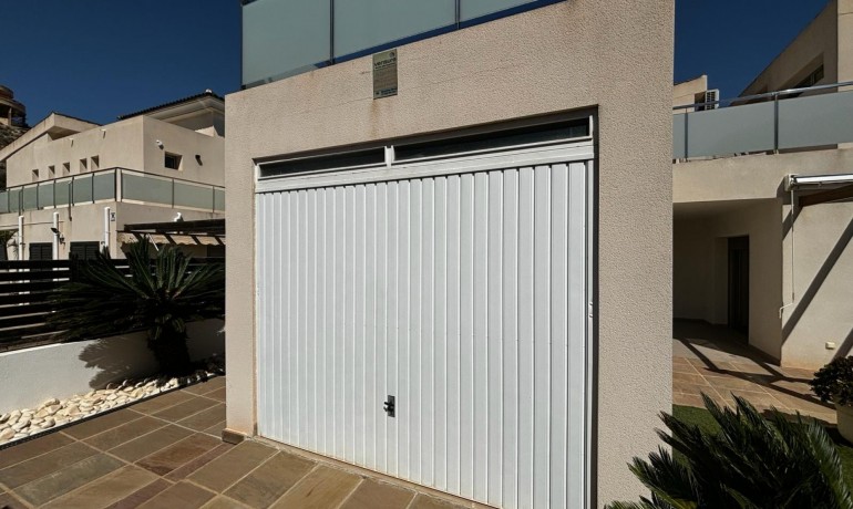 Sale - Villa -
Cox - Cox - Country