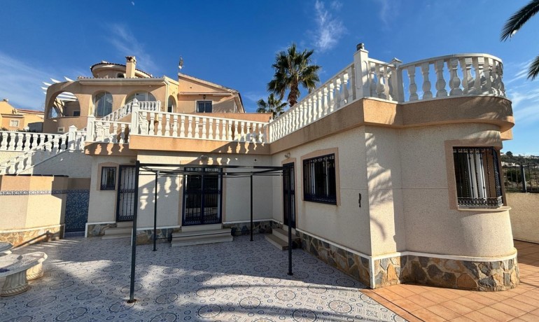 Sale - Villa -
Ciudad Quesada - La Marquesa
