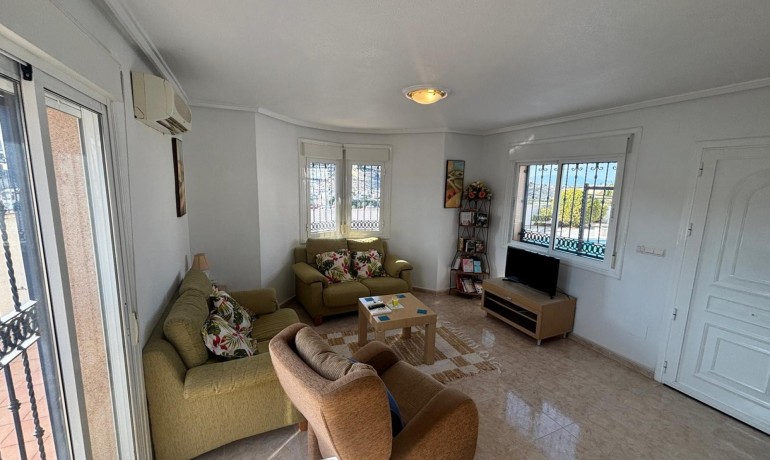 Sale - Villa -
Ciudad Quesada - La Marquesa