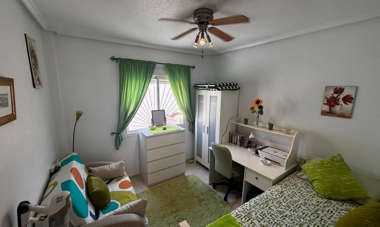 Sale - House -
Ciudad Quesada - Doña Pepa