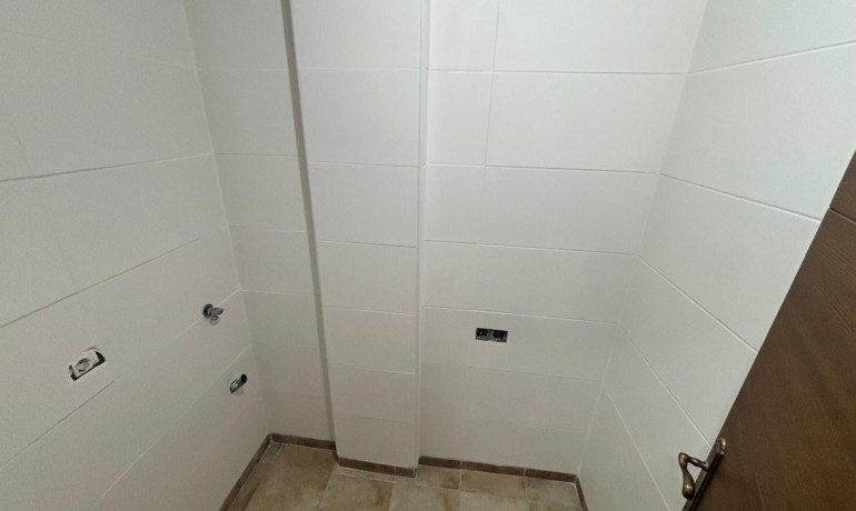 Sale - House -
Guardamar del Segura - El Eden