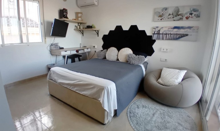 Venta - Villa -
Ciudad Quesada - Doña Pepa