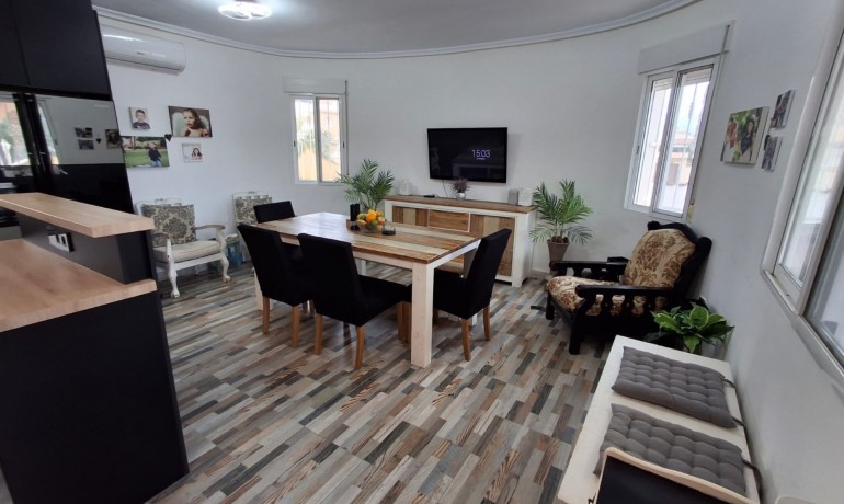 Venta - Villa -
Ciudad Quesada - Doña Pepa