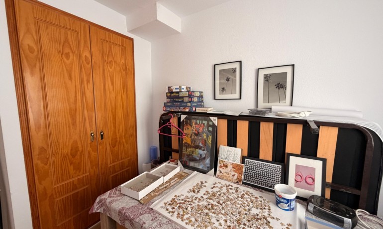 Sale - House -
Guardamar del Segura - El Raso