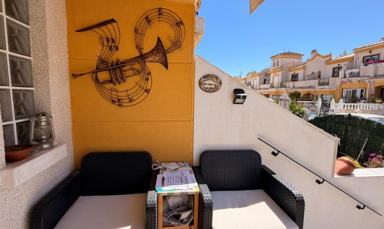 Sale - House -
Guardamar del Segura - El Raso