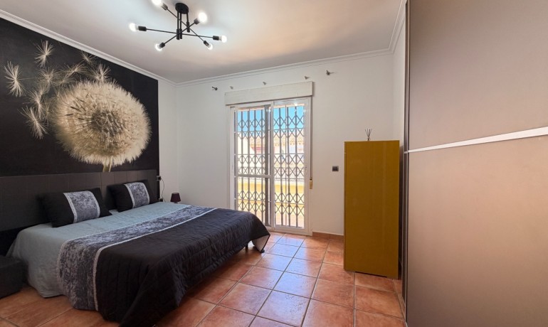 Sale - House -
Catral - Catral - Town