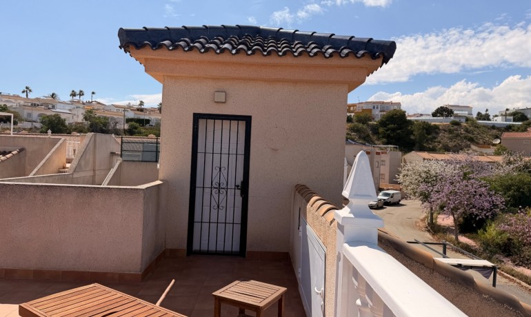 Sale - House -
Ciudad Quesada - La Marquesa