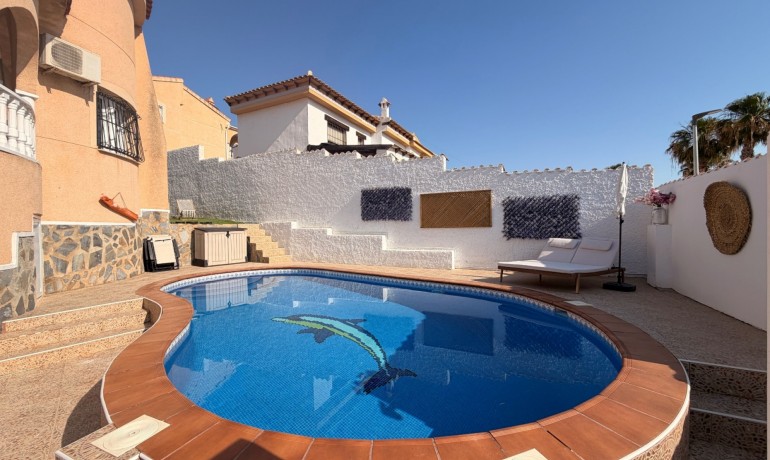 Sale - Villa -
Ciudad Quesada - La Marquesa