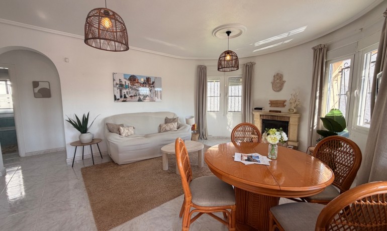 Sale - Villa -
Ciudad Quesada - La Marquesa