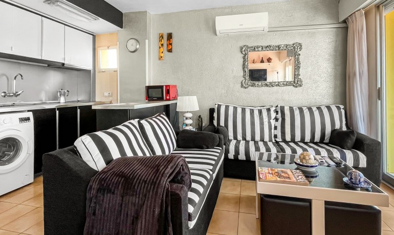 Sale - Apartment / Flat -
Torrevieja - Mar Azul