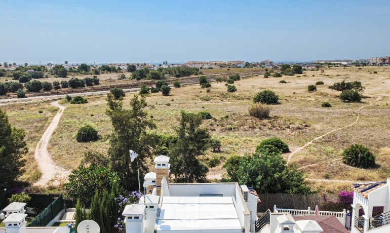 Sale - Apartment / Flat -
Orihuela Costa - Villamartin