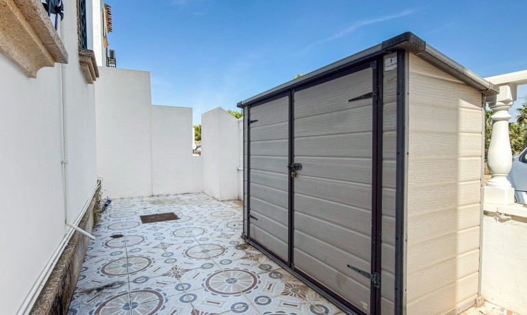 Sale - Apartment / Flat -
Orihuela Costa - Villamartin