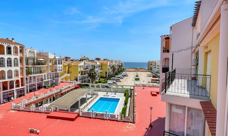 Sale - Apartment / Flat -
Torrevieja* - Mar Azul