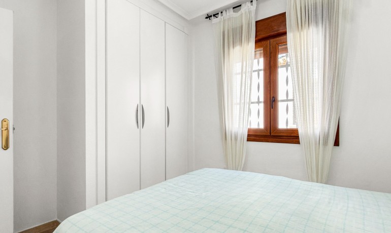 Sale - Apartment / Flat -
Orihuela Costa* - Villamartin*