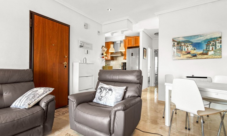 Sale - Apartment / Flat -
Orihuela Costa* - Villamartin*