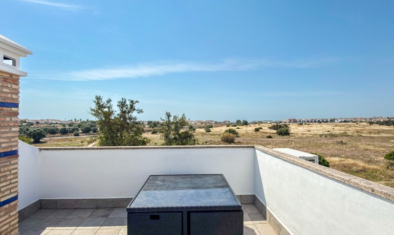 Sale - Apartment / Flat -
Orihuela Costa* - Villamartin*