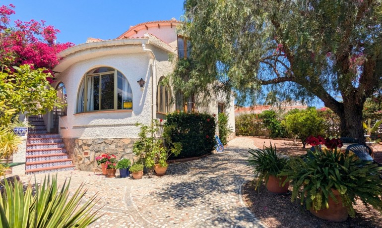 Sale - Villa -
Cuidad Quesada* - Ciudad Quesada