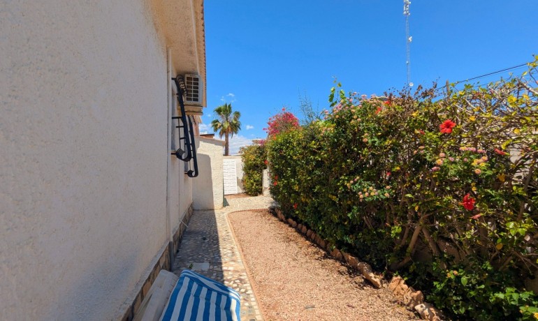 Sale - Villa -
Cuidad Quesada* - Ciudad Quesada