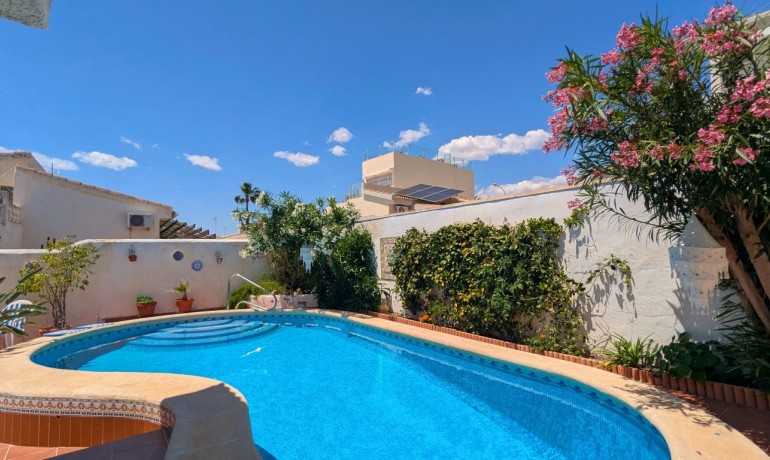 Sale - Villa -
Cuidad Quesada* - Ciudad Quesada