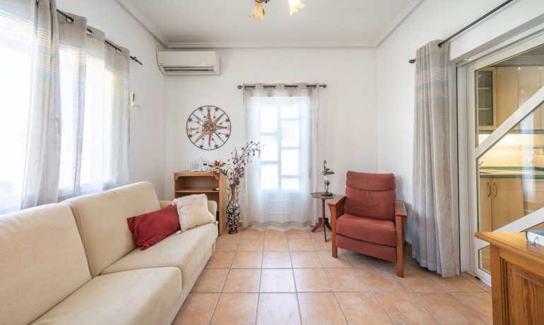 Sale - Villa -
Cuidad Quesada* - Ciudad Quesada - Rojales
