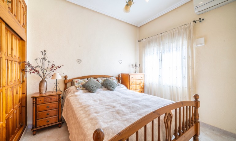 Sale - Villa -
Cuidad Quesada* - Ciudad Quesada - Rojales